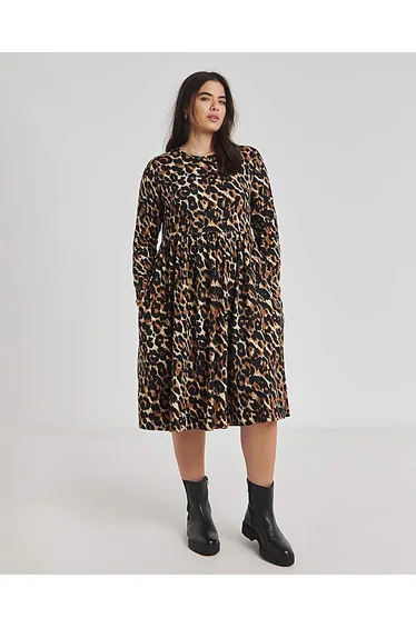 Leopard Supersoft Midi Dress