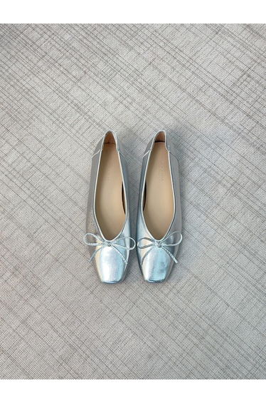 Women Silver Bow Detail Ballerina Shoes