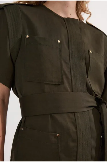 قميص كارين ميلين أخضر بأكمام متوسطة الطول