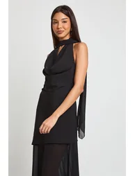 فستان بوهو شيفون أسود ماكسي بقصة مستقيمة بياقة هالتر - 2