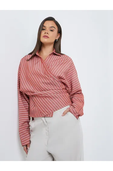 برتقالي بطبعة مخططة بأكمام طويلة