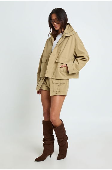 Utility Pocket Front Short - khaki