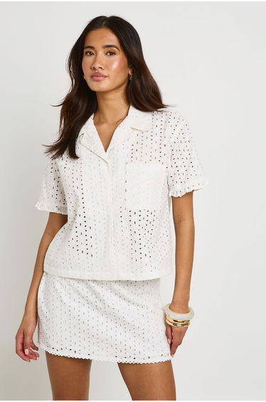 Broderie Boxy Short Sleeve Shirt - white