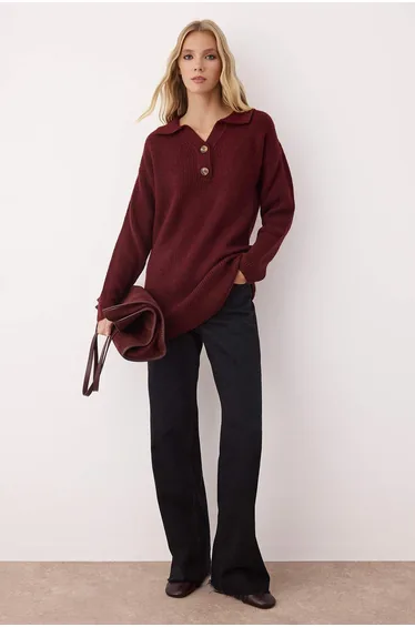 سترة ترينديول موديست أحمر بأكمام طويلة