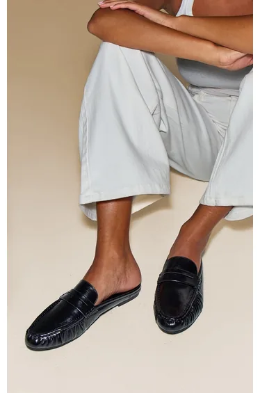 Black Ruched Round Toe Loafer Mule