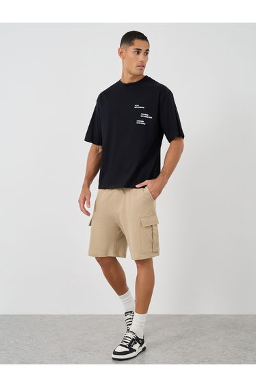 Solid Mid Rise Shorts with Cargo Pockets