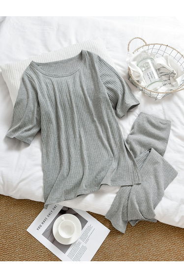 Women Grey Ribbed Knit Top and Pyjama Set