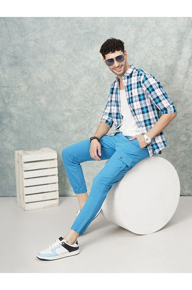 Men Blue Mid Rise Slim Fit Cargo Pants