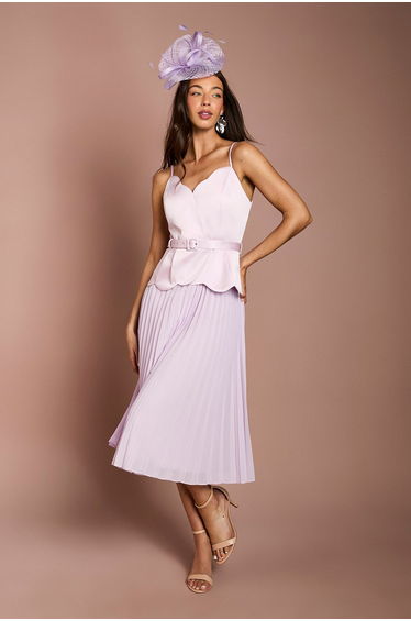 Scallop Detail Pleated Midi Dress