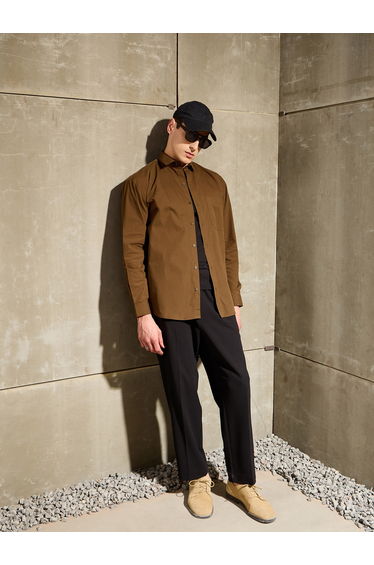Men Olive Solid Long Sleeve Relaxed Fit Shirt with Pocket