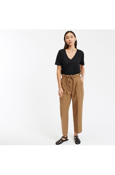 Linen V-Neck T-Shirt with Short Sleeves