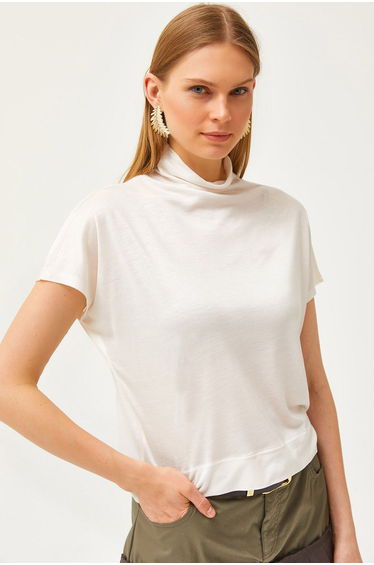 Women's White Stand Collar Bat Flowing Blouse
