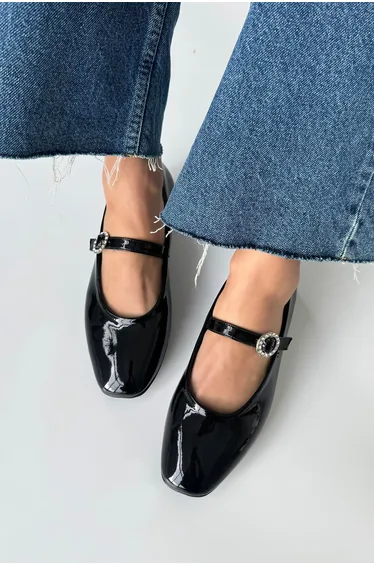 Berny Women's Strap Detail Patent Leather Flats