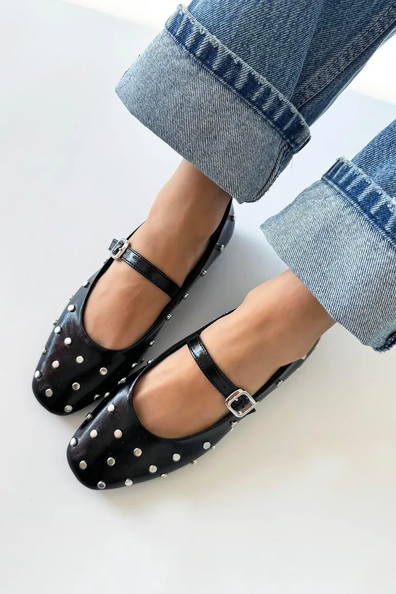 Azure Women's Drop Detail Wrinkled Leather Ballerinas Black - 1