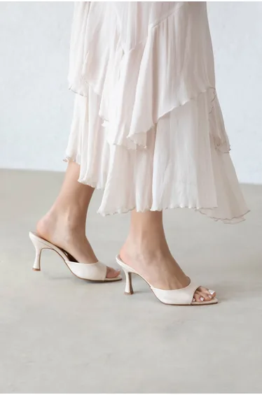 Franco Women's Heeled Crinkled Leather Sandals