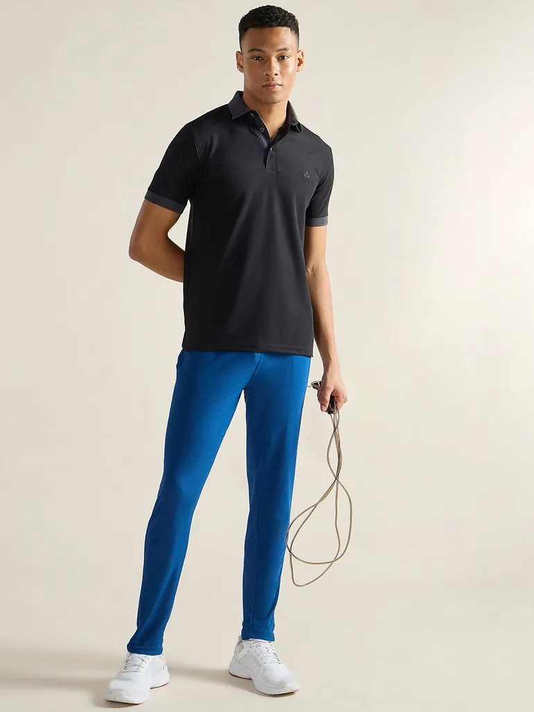 Men Black Jacquard Collar Knitted Polo