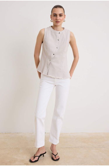 Stone Comfort Button Detailed Denim Blouse