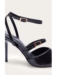 Black Crinkle Buckle Detail Point Toe Court Heels - 3