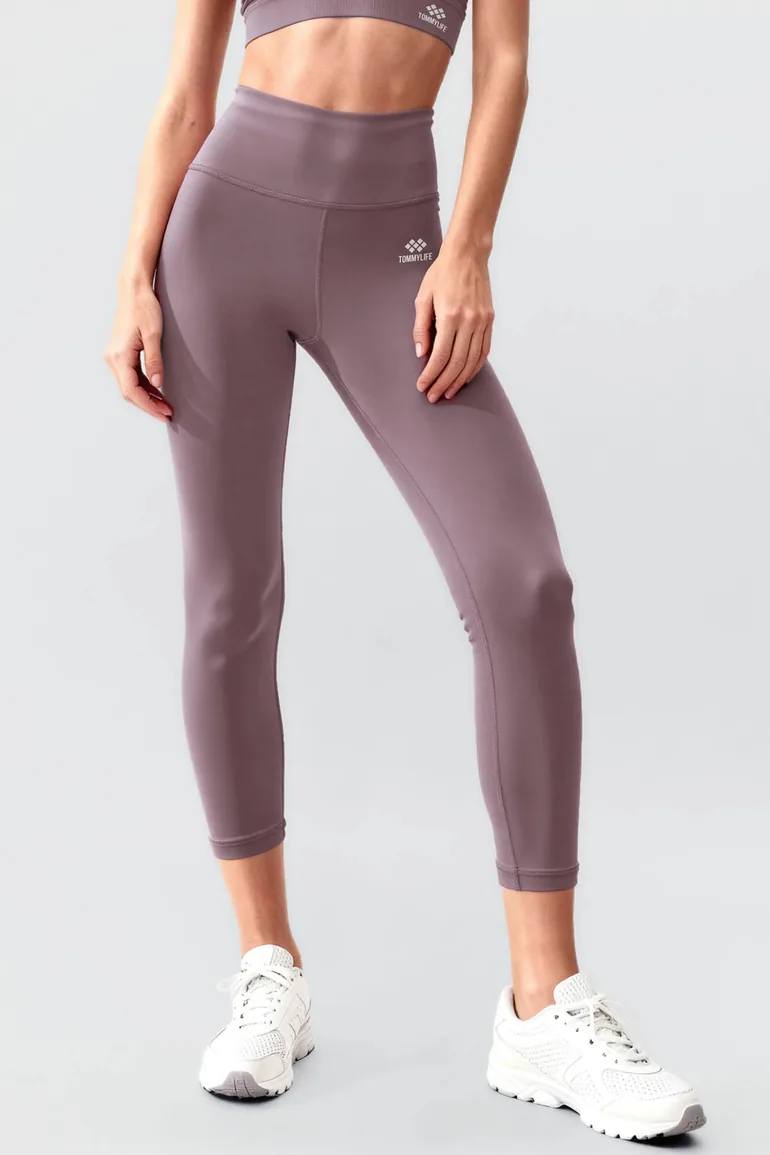 TOMMY Sleeveless Athletic Set With Leggings - 4