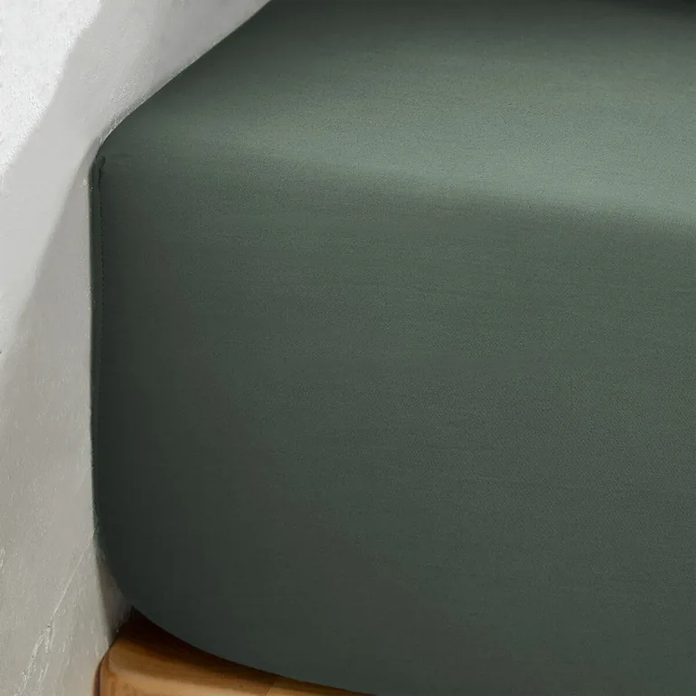 شرشف سرير قطن ساتان مغسول سادة بحواف مطاطية - 1