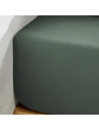 شرشف سرير قطن ساتان مغسول سادة بحواف مطاطية - 1