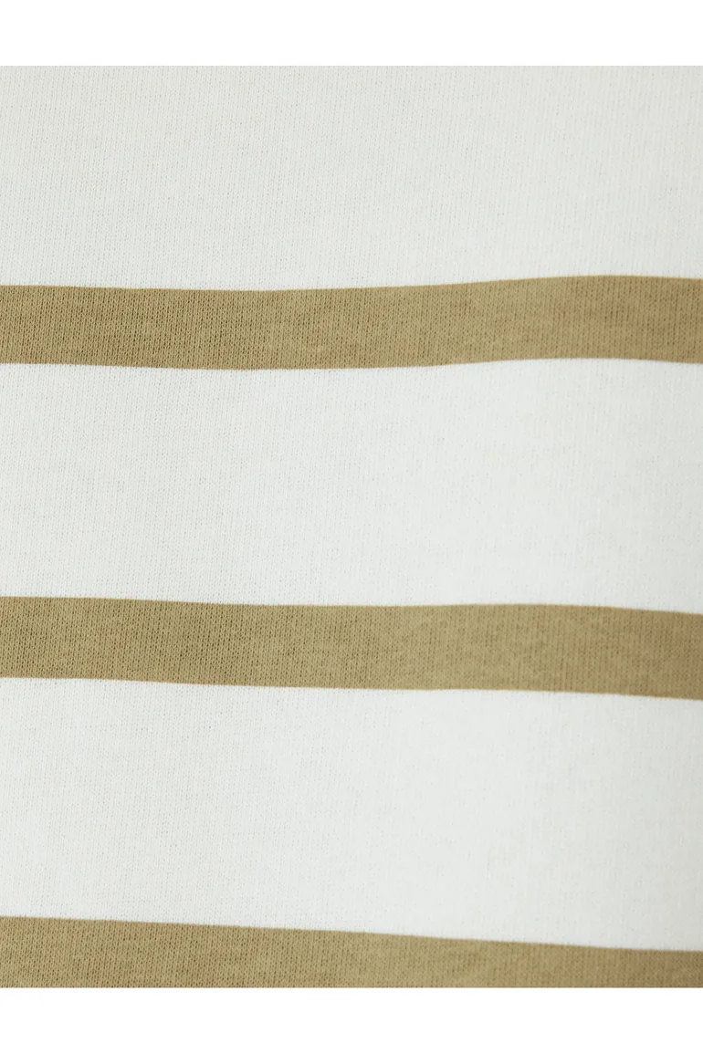 سويتشيرت كوتون أبيض بأكمام طويلة - 5