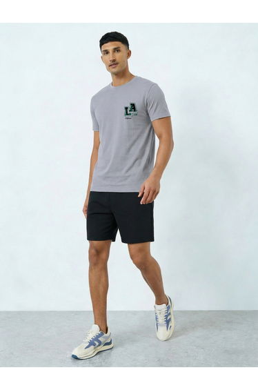 Men Graphic Print Round Neck T-Shirt and Shorts Set