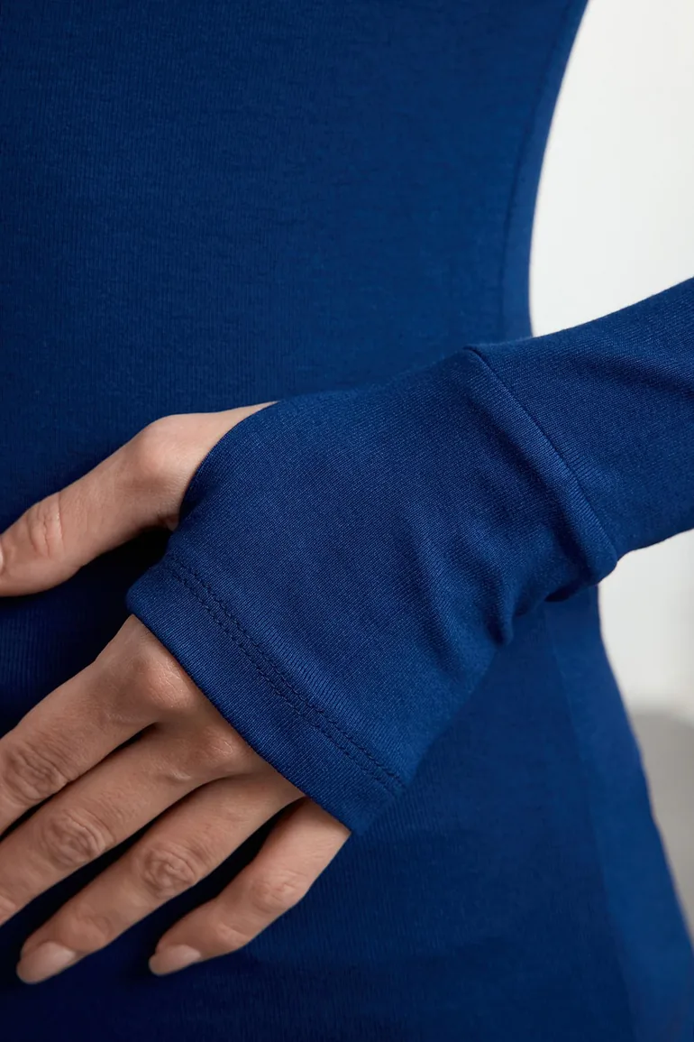 Navy Blue Viscose/Soft Fabric Finger-Touch Detailed Flexible Knitted Blouse - 3