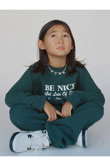 Sporty & Rich Kids Be Nice Sweatshirt in Green