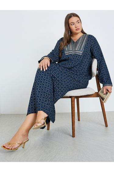 Plus Size Navy Blue Embroidered Jalabiya