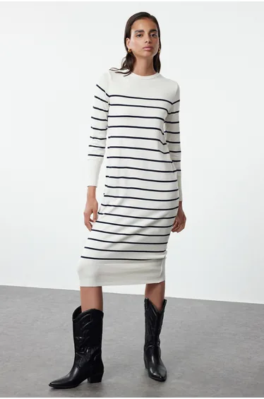Ecru Maxi Knit Basic Striped Dress