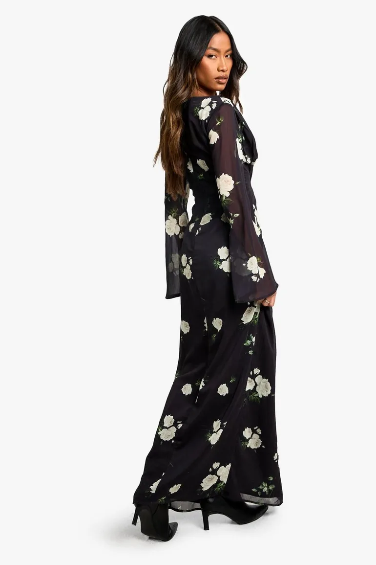 فستان ماكسي شيفون بياقة عميقة بطبعة أزهار - أسود - 2