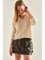 LUCCI Hooded Textured Crop Hoodie with Pompom - 2