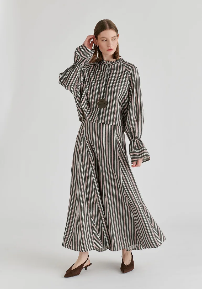 Ruffle Round Neck Blouse with Cinch Wrist Detail in Stripes - 10