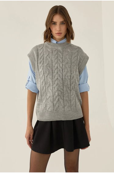 Hair Braid Pattern Sweater Vest
