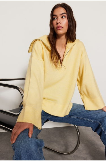 Sweater - Yellow - Regular fit