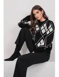 Women's Black Crew Neck Diamond Pattern Premium Knit Sweater - 4