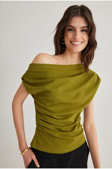 Oil Green Gathered/Draped Detail Flowy Asymmetric Collar Knitted Blouse