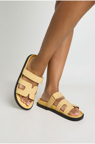 Cut Out Flat Sliders - yellow