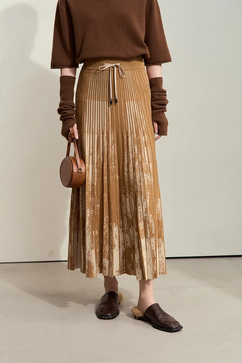 Jacquard Pleated Midi Skirt - 1