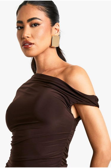 One Shoulder Asymmetric Ruched Maxi Dress product thumbnail 4