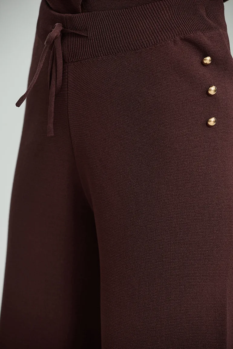 Knit Pants with Drawstring and Buttons - 1