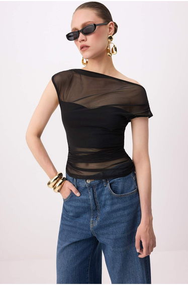 Black Lined Carmen Collar Knitted Tulle Party Blouse
