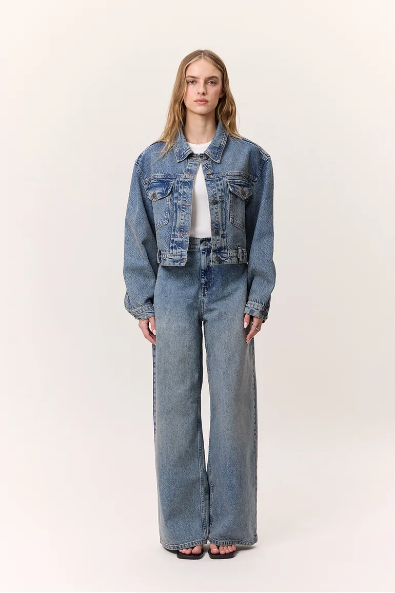SHORT DENIM JACKET WITH POCKETS - 2