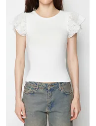 Ecru Embroidered Fitted Viscose/Soft Fabric Stretchy Knitted Blouse - 3