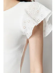Ecru Embroidered Fitted Viscose/Soft Fabric Stretchy Knitted Blouse - 4