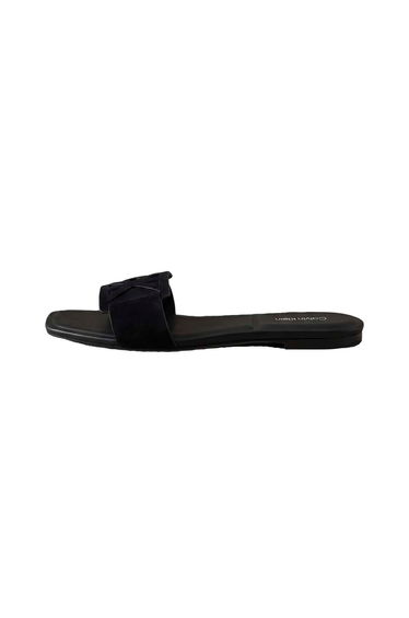 Square Flat Sandal Embl Suede Triple Black