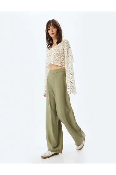 بنطلون بأرجل عريضة بخصر عالي 