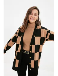 Camel Checkers Pattern Knitwear Cardigan - 3