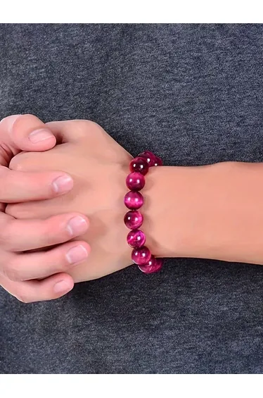 سوار تيك تو باللون الأحمر